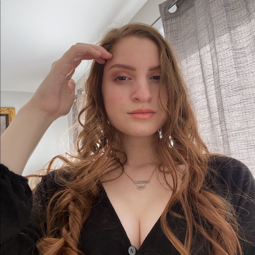 Meet your Posher, Francesca